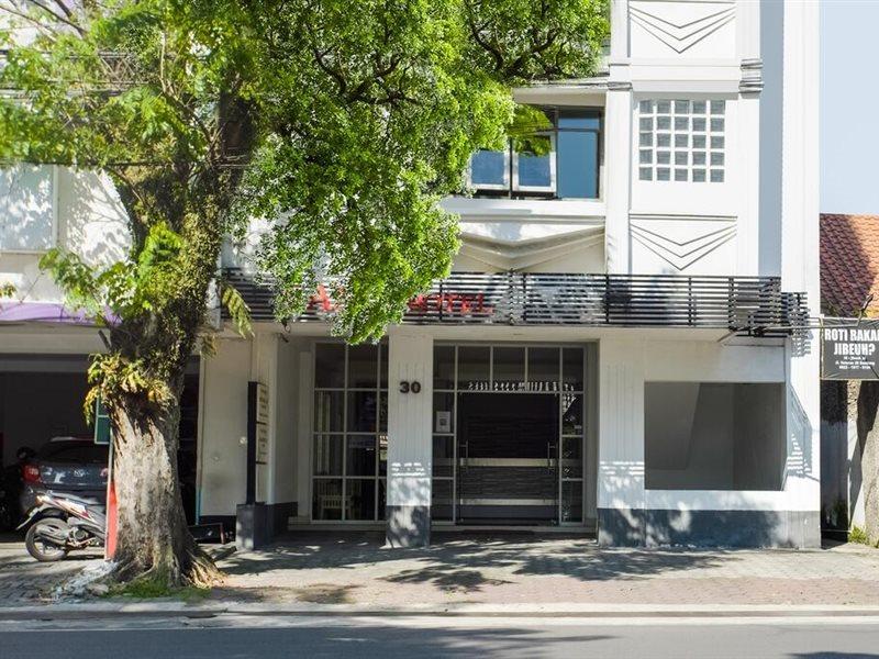 Gania Hotel Бандунг Екстер'єр фото